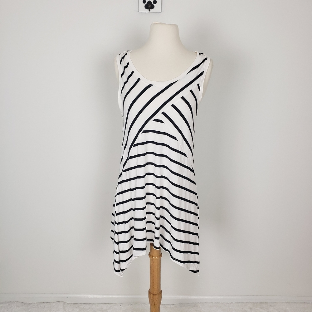 Ava James striped shark-bite hem tank top